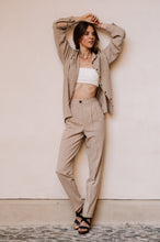 Load image into Gallery viewer, LIÓN Pants - S (wine-red)