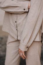 Load image into Gallery viewer, EMILION Blouse - navy